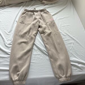 White Fox Era 8 Sweatpants Mooncake
